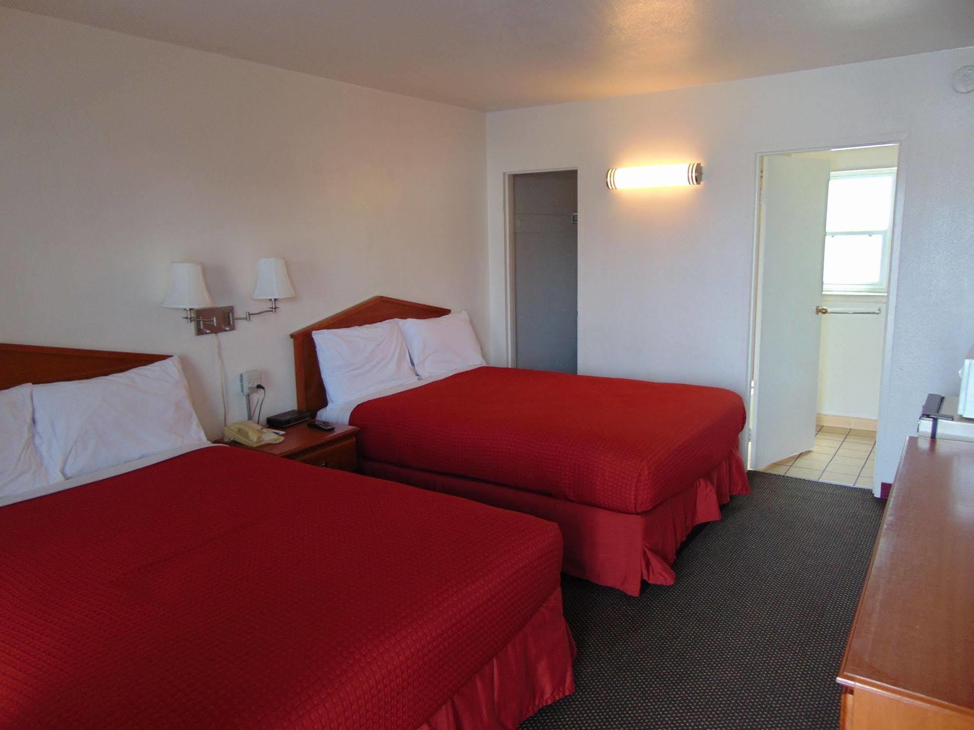 מוזס לייק Econo Lodge מראה חיצוני תמונה